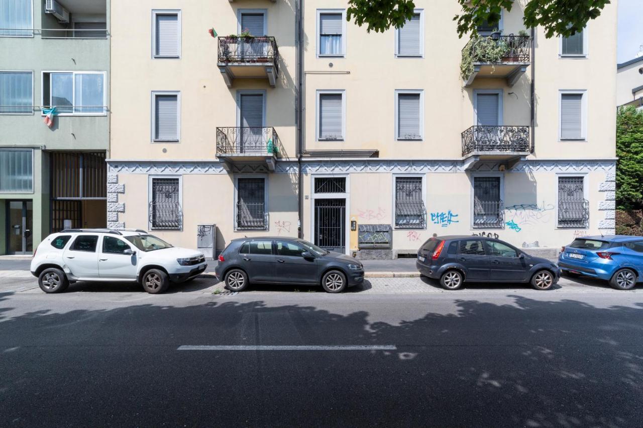 Maciachini Renovated Studio! Milan Luaran gambar